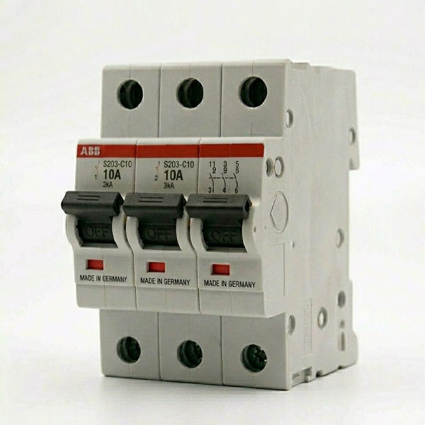 MCB TP ( 10A, 3KA )