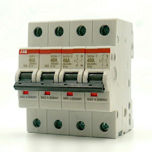 MCB 4P (40A,6KA)